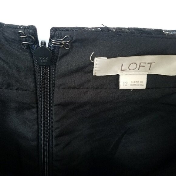 LOFT Skirt Metallic Silver Petal Circular Print Sz 12 - EUC! - Picture 9 of 11